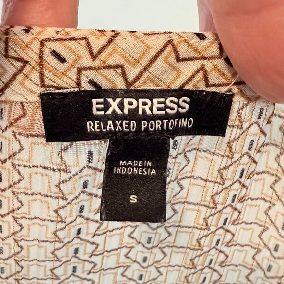 โจ Express Relaxed Portofino Blouse โ Geometric Metallic Print, Size S โจ - Picture 9 of 12